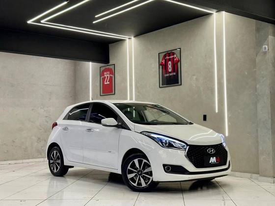 HYUNDAI HB20 1.6 PREMIUM 16V FLEX 4P AUTOMÁTICO HYUNDAI HB20 1.6 PREMIUM 16V FLEX 4P AUTOMÁTICO